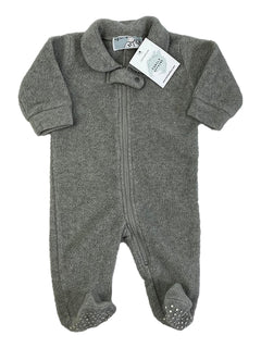 AGNES B 6 mois sur pyjama polaire gris