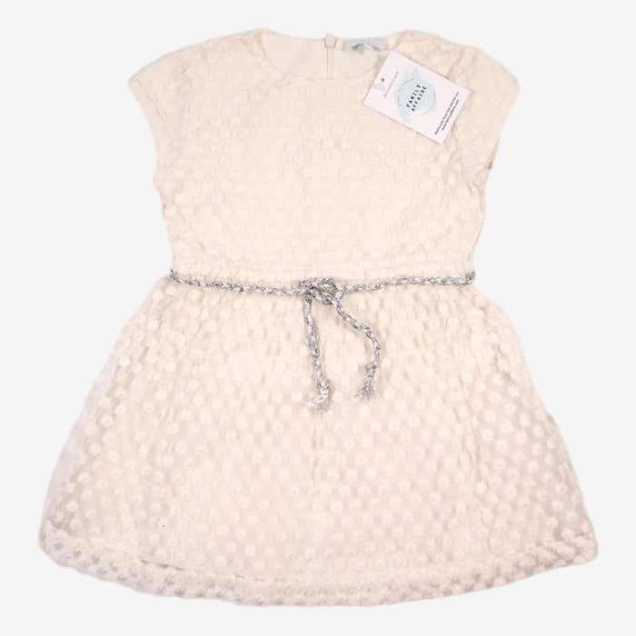 C de C 2 ans robe blanche dentelle et broderies