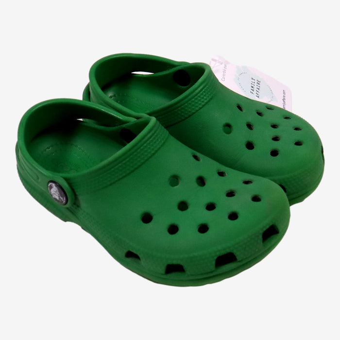 CROCS 27/28 chaussures plastique de plage vertes