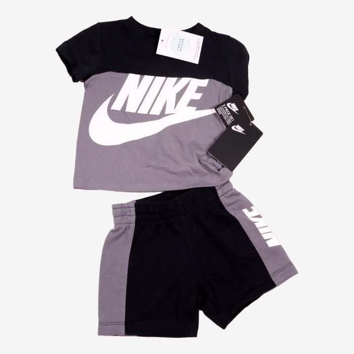 NIKE NEUF 12 mois ensemble de sport